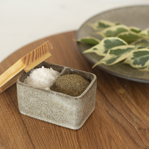 BISA Salt & Pepper Pot – Handcrafted Ceramic Salt & Pepper Pot