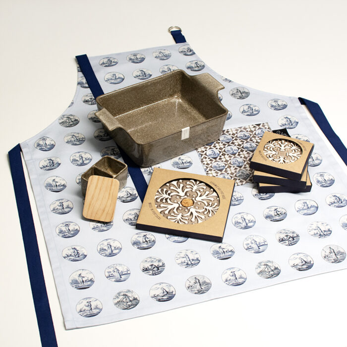 Pack Kitchen - Apron + Oven Dish + Salt & Pepper Pot + Coaster + Hotpot Stand